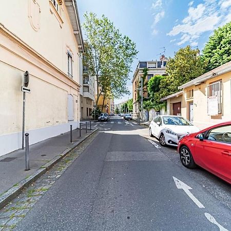 Le Melzet Charmant 4 Pers Avec Terrasse Charpennes Villeurbanne Kültér fotó