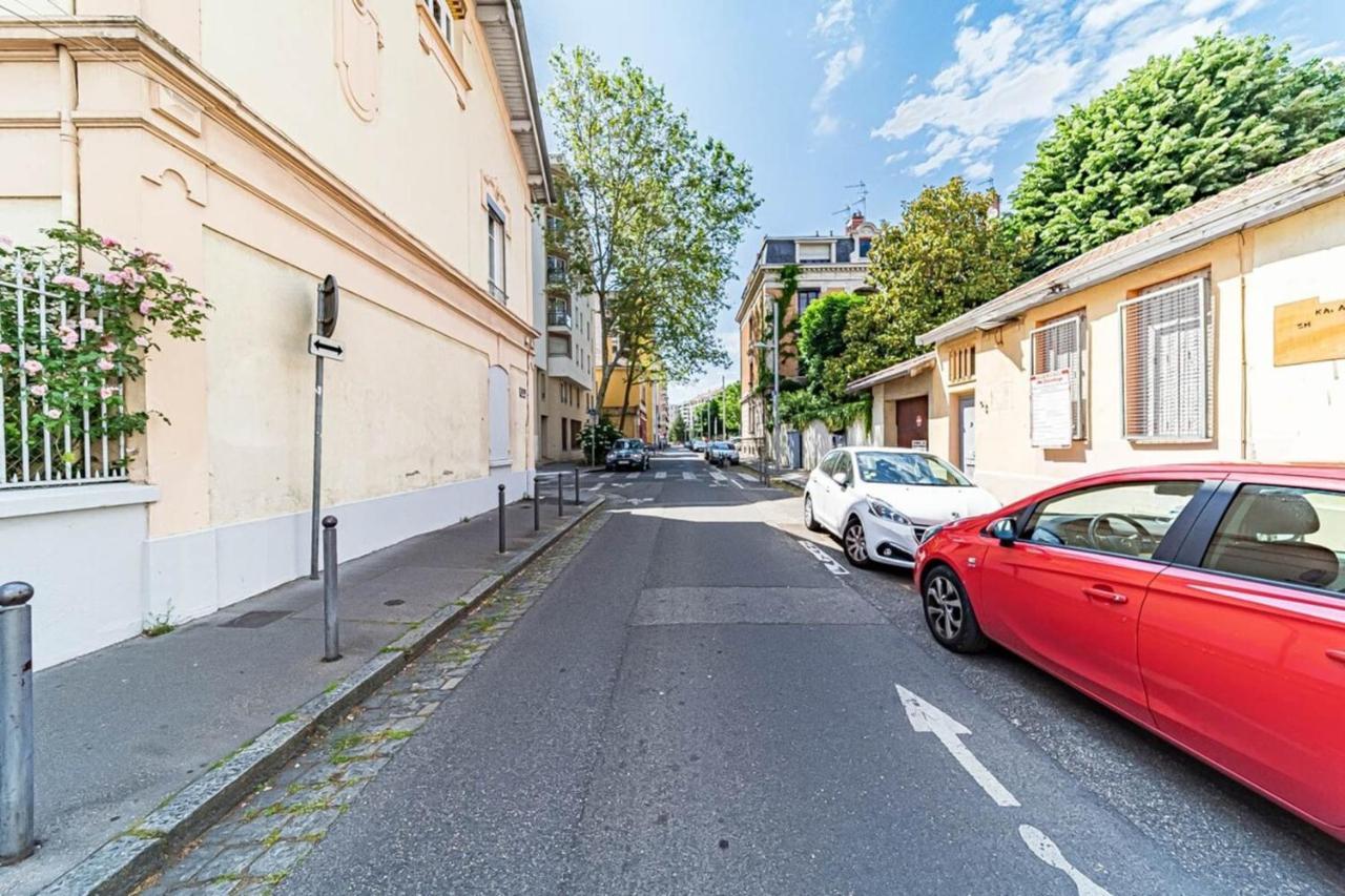 Le Melzet Charmant 4 Pers Avec Terrasse Charpennes Villeurbanne Kültér fotó