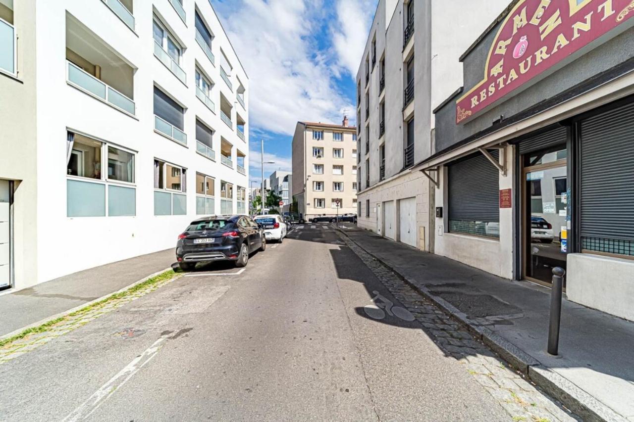 Le Melzet Charmant 4 Pers Avec Terrasse Charpennes Villeurbanne Kültér fotó